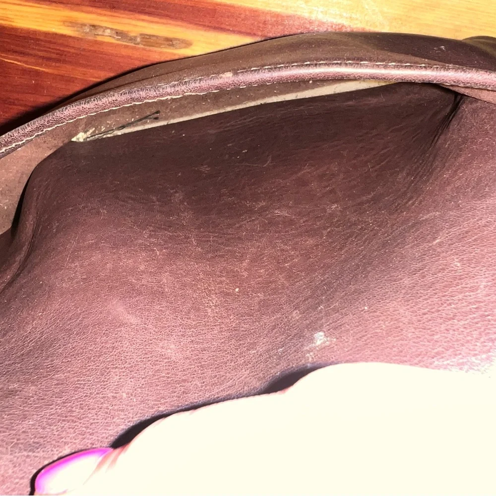 Vintage Coach #9058 Legacy Hobo Bag with Brass Accents - Picture 6 of 12